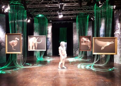 Scenografia con Fibre ottiche rgb a rivestire il palco!!